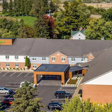Wyndham Garden Galena Hotel & Day Spa-2